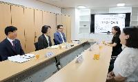 추미애, 추석 앞두고 ‘여주천사들의집’ 찾아 장애아동·종사자 격려